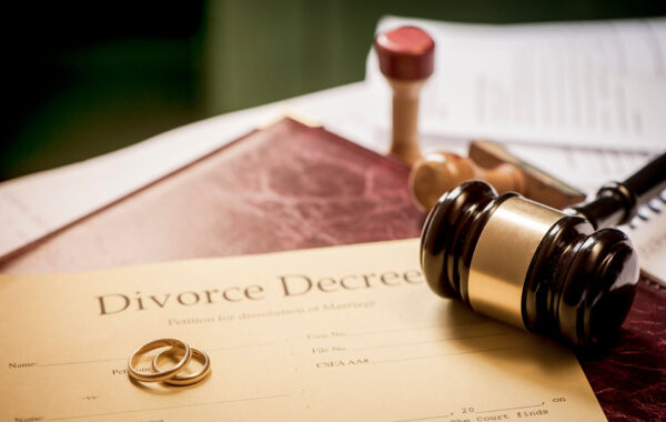 What Is a Divorce Decree and What Does It Do?